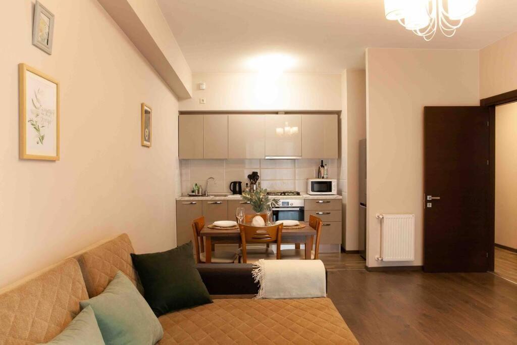 Gg Home - Cozy 1 Bedroom Apartment On Kazbegi Avenue 15 Tbilisi Exterior photo